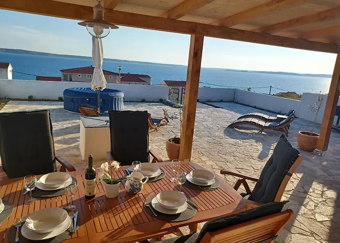 House Jolini Dvori Dom wakacyjny Miletici